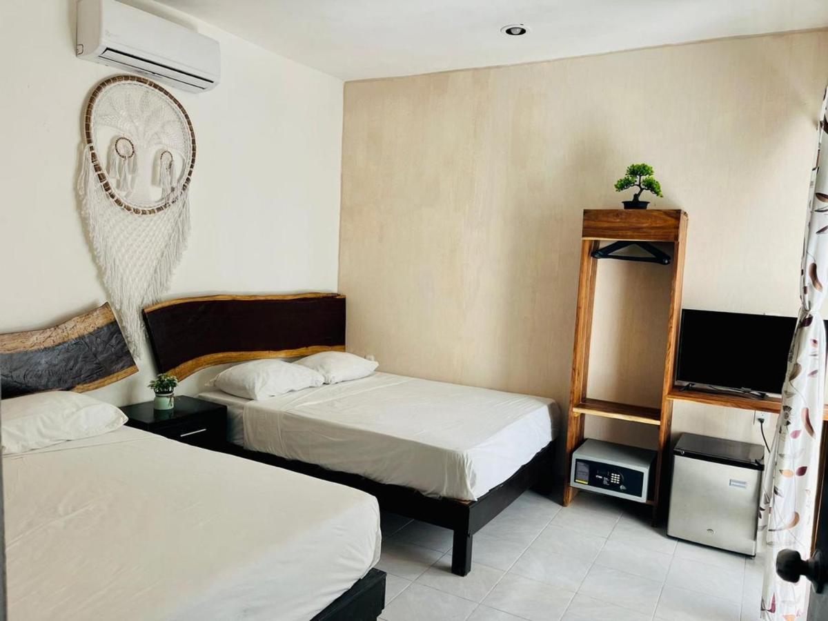 Ocean Boutique Suites Playa del Carmen Buitenkant foto